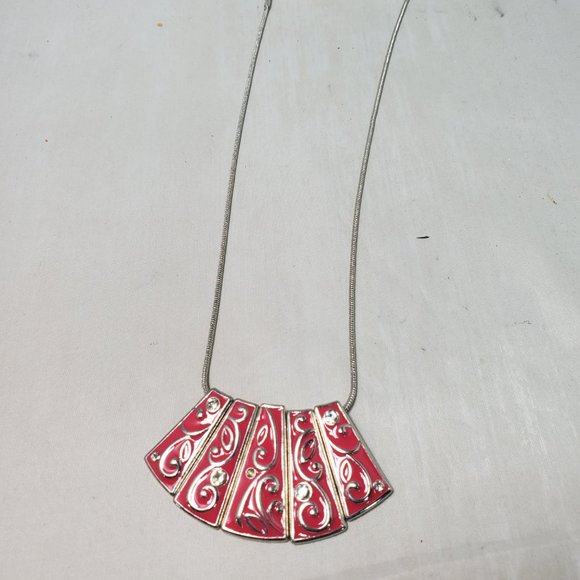 Christopher & Banks silver chain and pink metal piano bar necklace - Picture 4 of 6